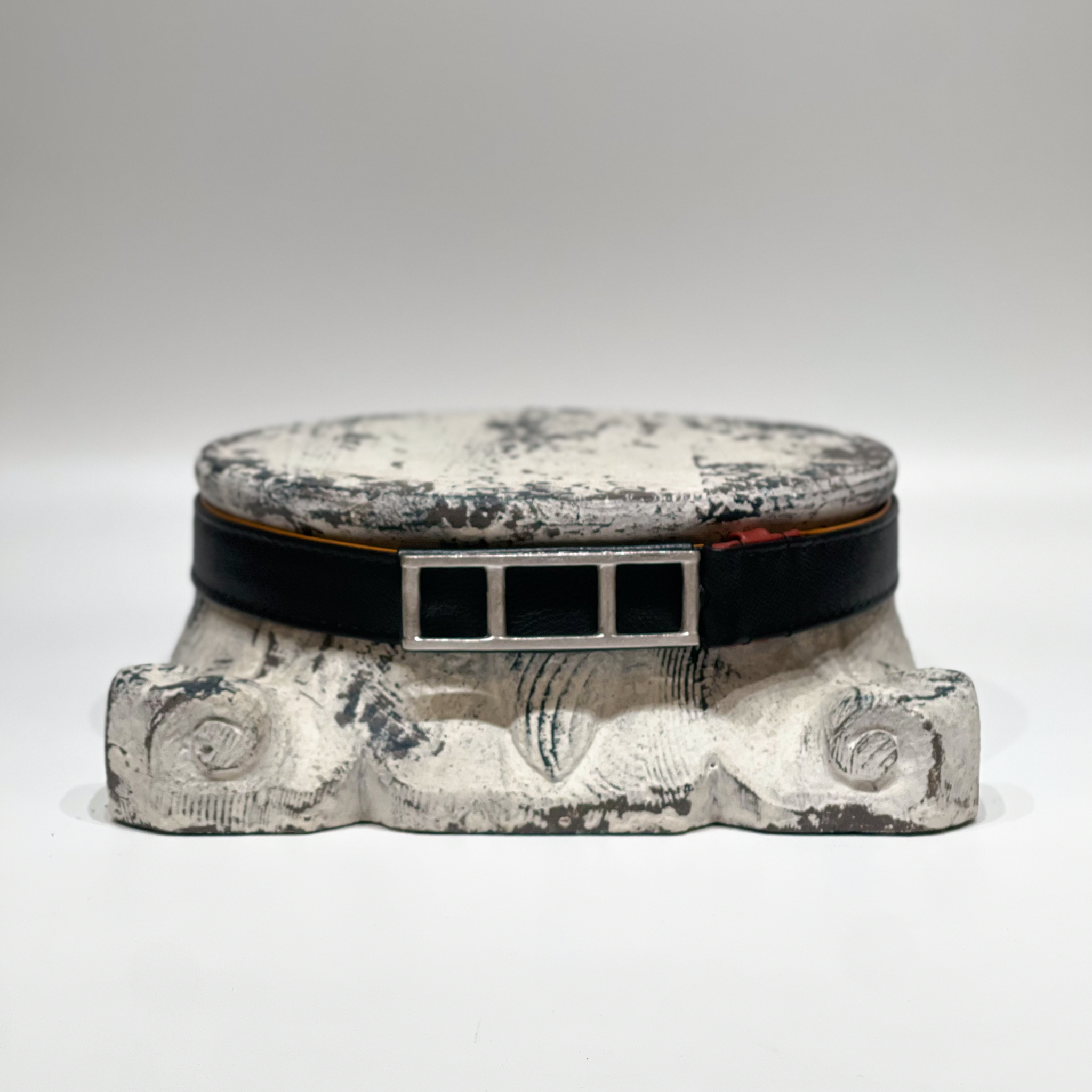 Fenes Belt black full-grain leather with platinum plated stone finish buckle handcrafted in California