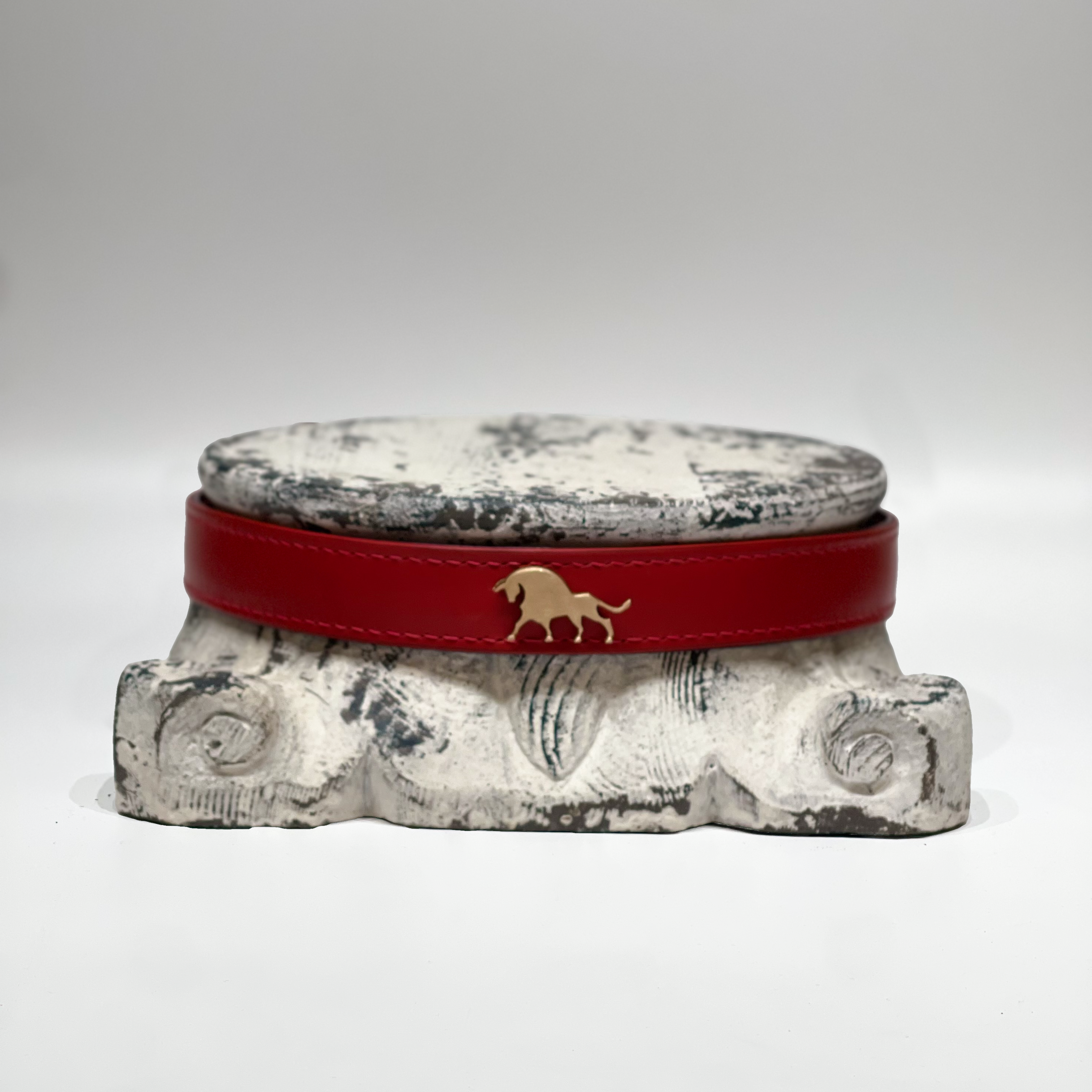 Handmade Bos Belt Red with brass matte buckle and vegetable tanned full-grain leather strap